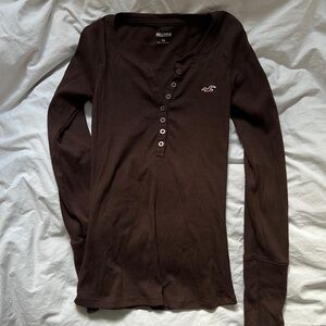 Hollister Y2K Long Sleeve Brown Henley Top